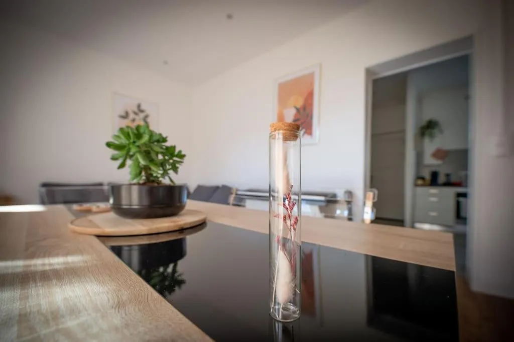 Accords Parfaits Famille Villa Villeurbanne France