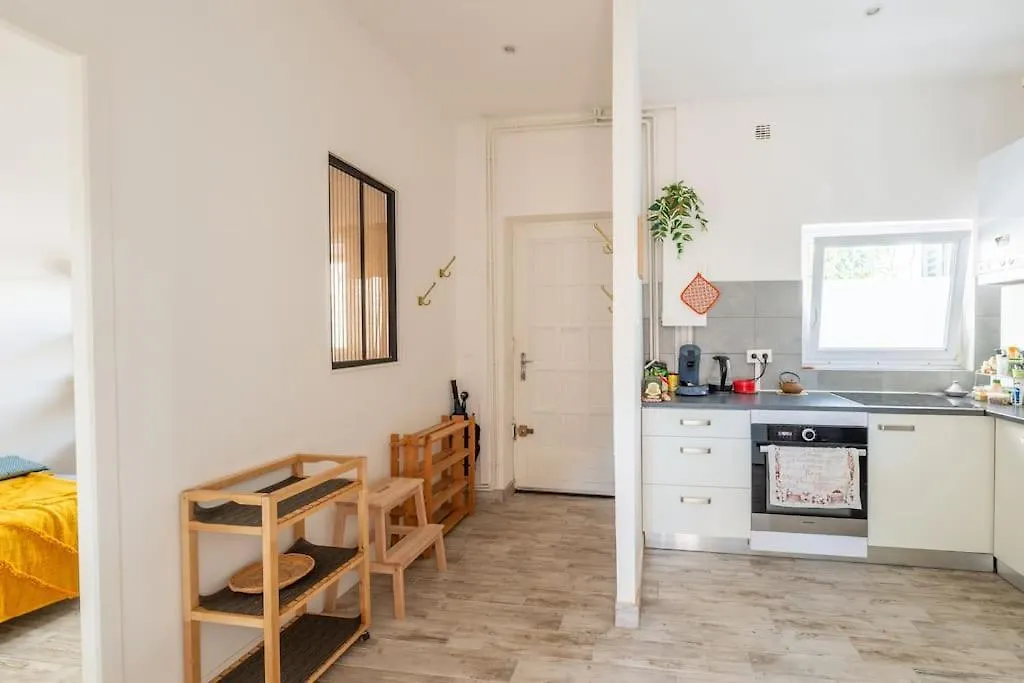 Holiday home Accords Parfaits Famille Villa Villeurbanne France
